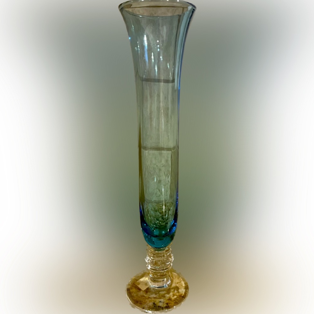 VINTAGE BLUE NAPCO WARE JAPAN PETITE DELICATE GLASS VASE